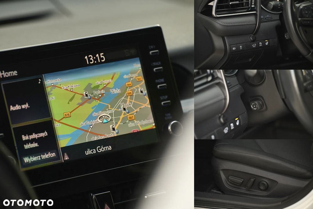 Toyota Camry 2.5 Hybrid Executive CVT - 33