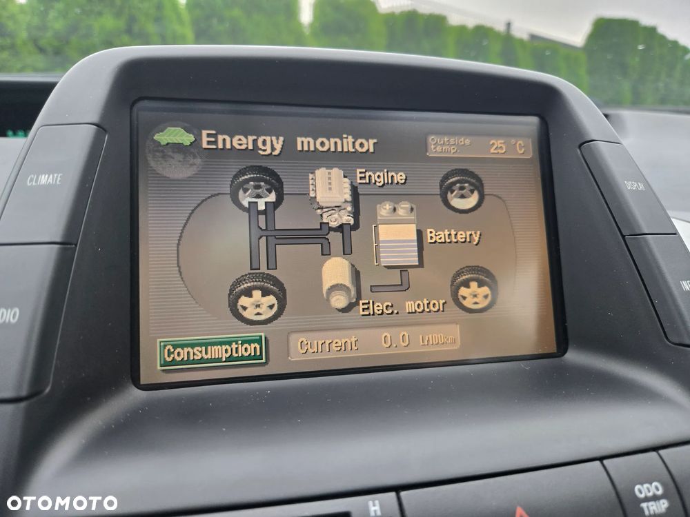 Toyota Prius 1.5 VVT-i Sol - 16