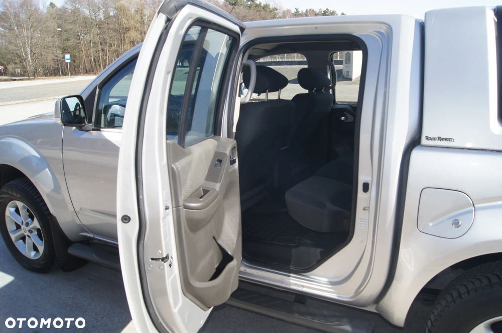 Nissan Navara 2.5 D LE Long - 9