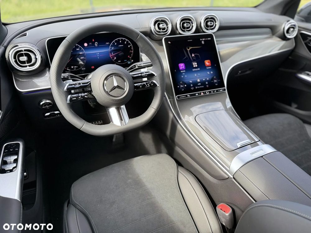 Mercedes-Benz GLC - 11
