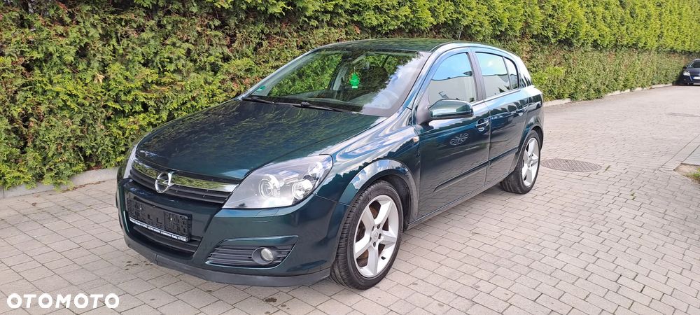 Opel Astra 2.0 Turbo Elegance - 2