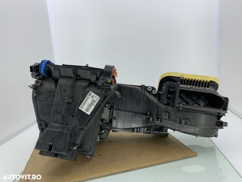 Dezmembrez Aeroterma completa pt volan stanga de pe VW TOURAN… - 2