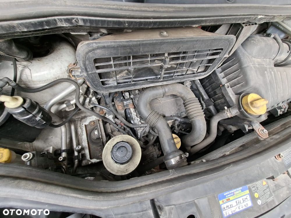 Opel Vivaro L1H1 2.7t - 21
