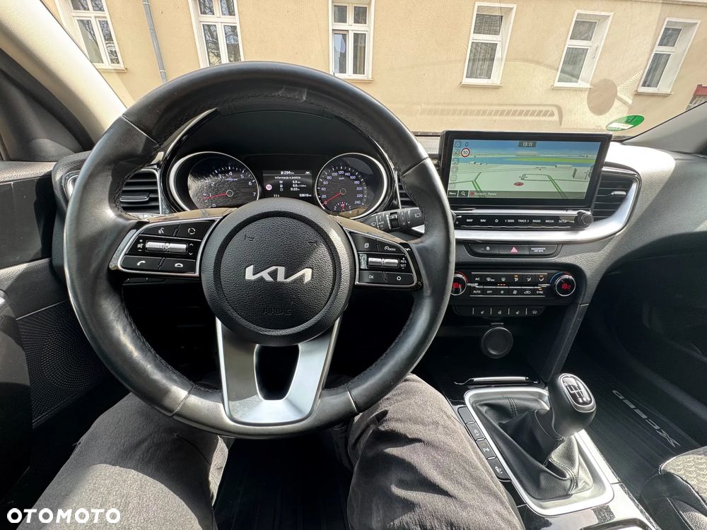 Kia XCeed 1.5 T-GDI Business Line - 15
