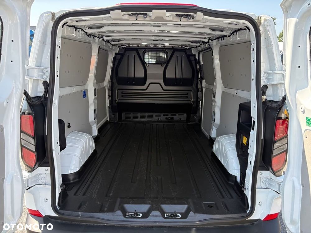 Ford Transit Custom Van L2H1 PHEV 232KM A1 Trend - 18