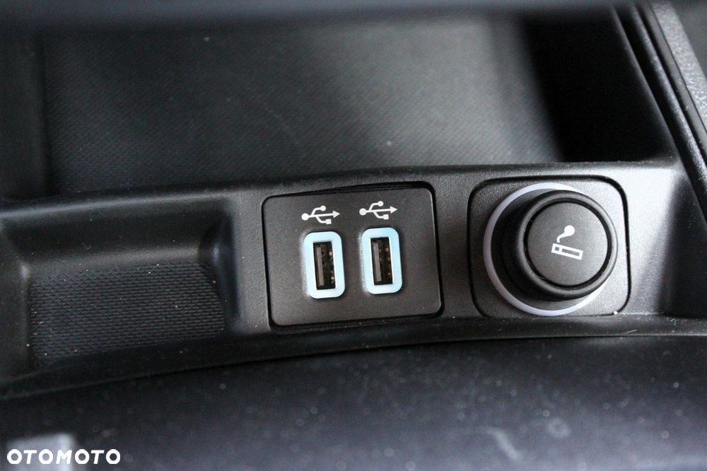 Ford Mondeo SW 2.0 Hybrid Trend - 27