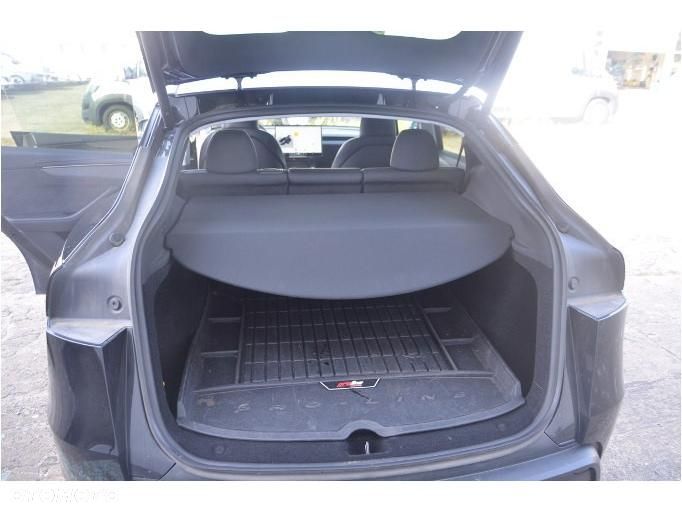 Tesla Model Y 79kWh Long Range AWD - 22