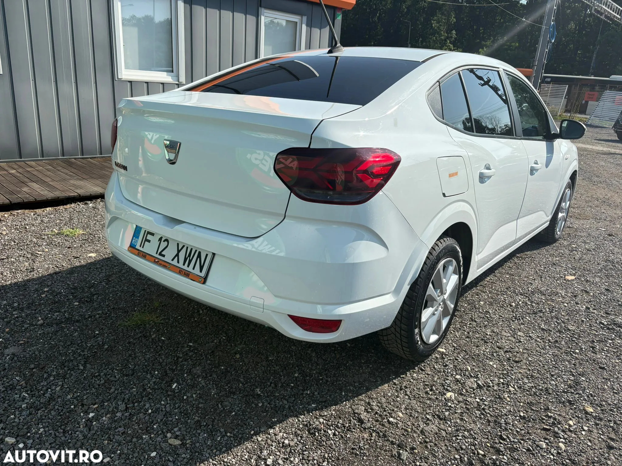 Dacia Logan TCe 90 MT6 Comfort - 3
