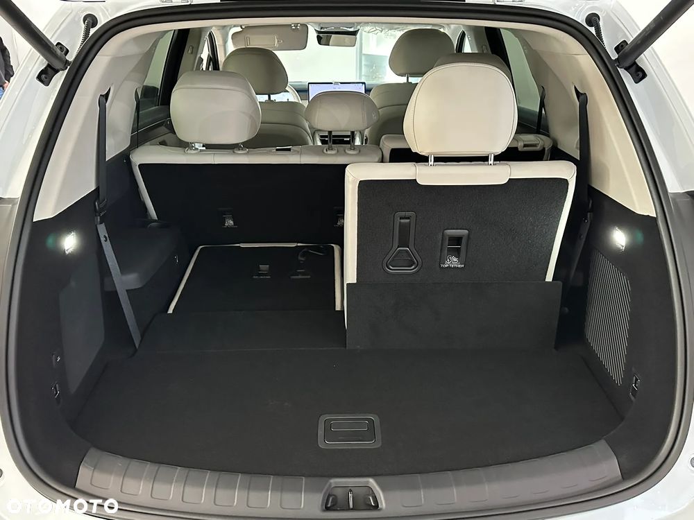BYD Tang L - 35