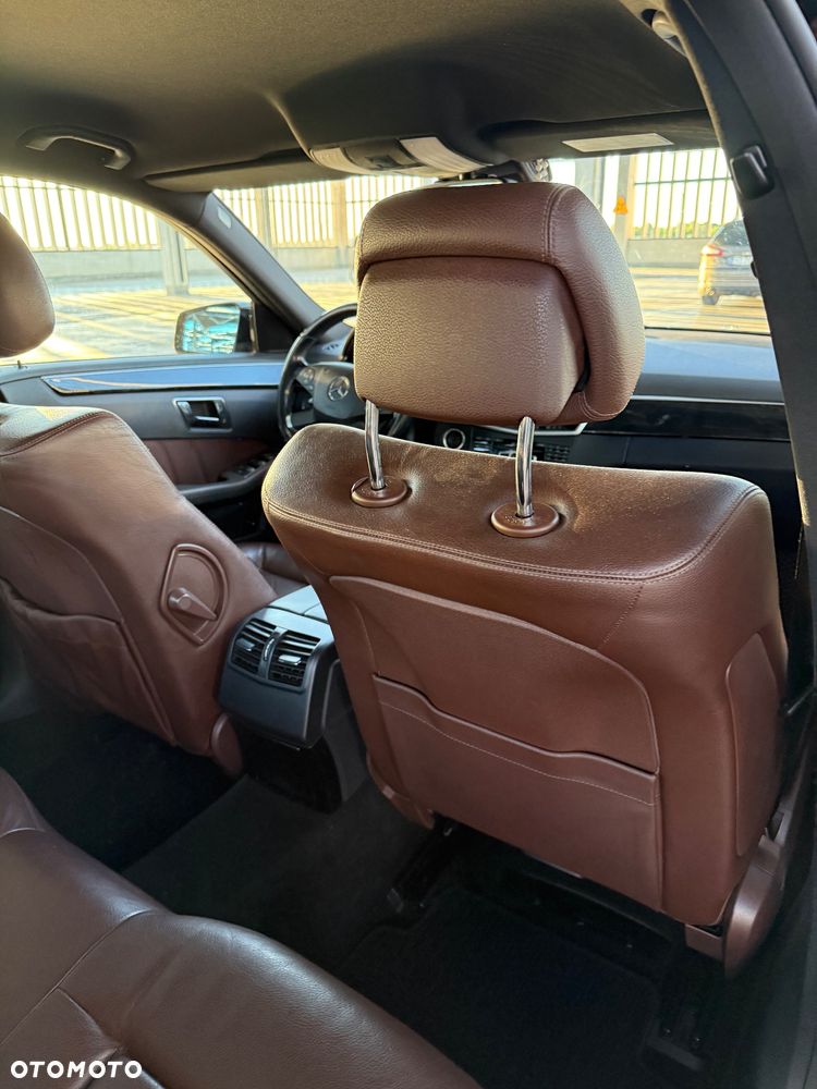 Mercedes-Benz Klasa E 250 CDI 4-Matic BlueEff Avantgarde - 16