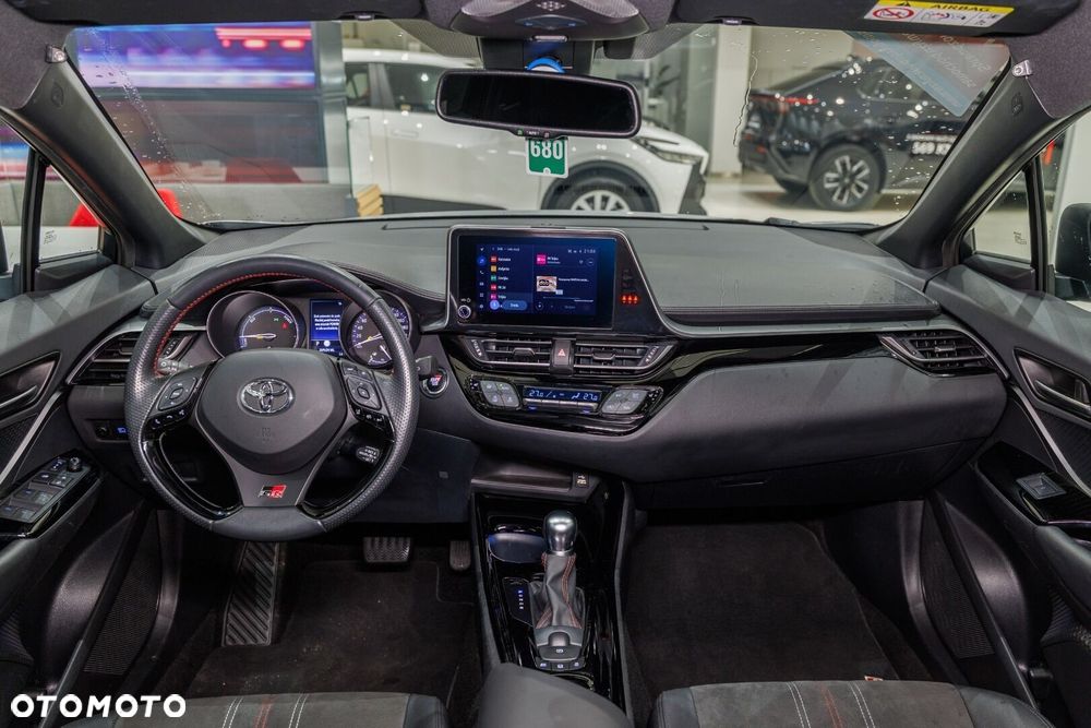 Toyota C-HR - 7