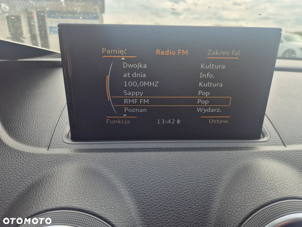 Audi A3 Sportback 2.0 TDI S tronic S line Sportpaket - 19