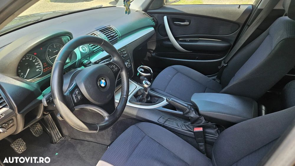 BMW Seria 1 120d DPF - 9