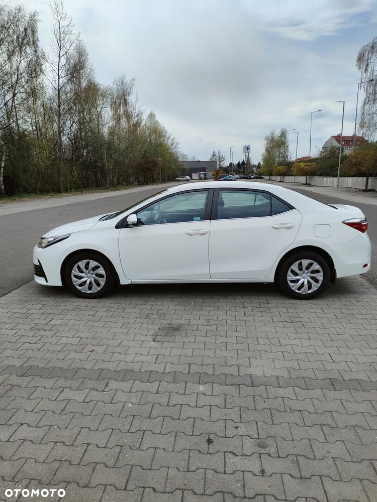 Toyota Corolla 1.4 D-4D Active EU6 - 11