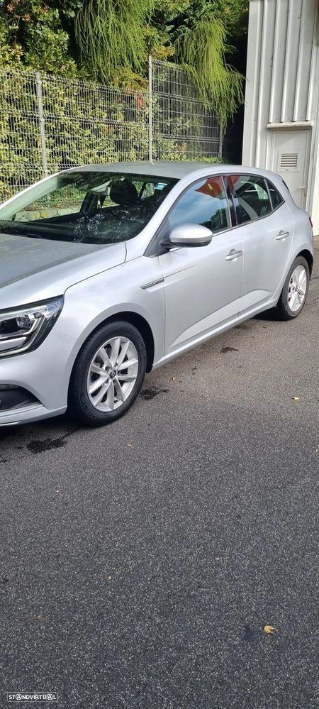 Renault Mégane 1.5 dCi Intens - 1