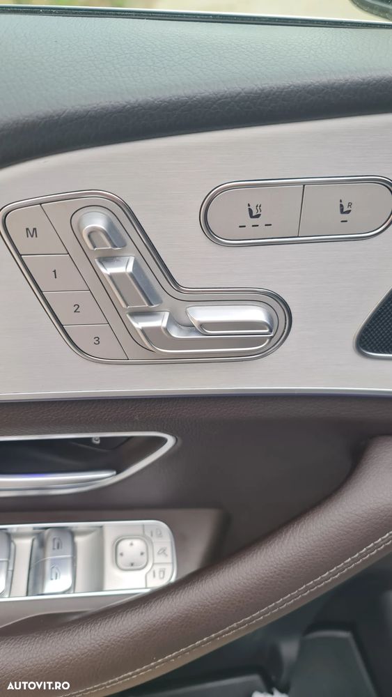 Mercedes-Benz GLE 300 d 4MATIC - 17