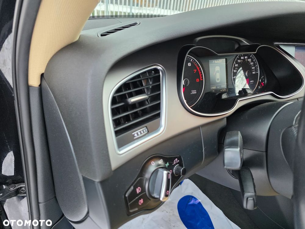 Audi A4 Limousine - 8