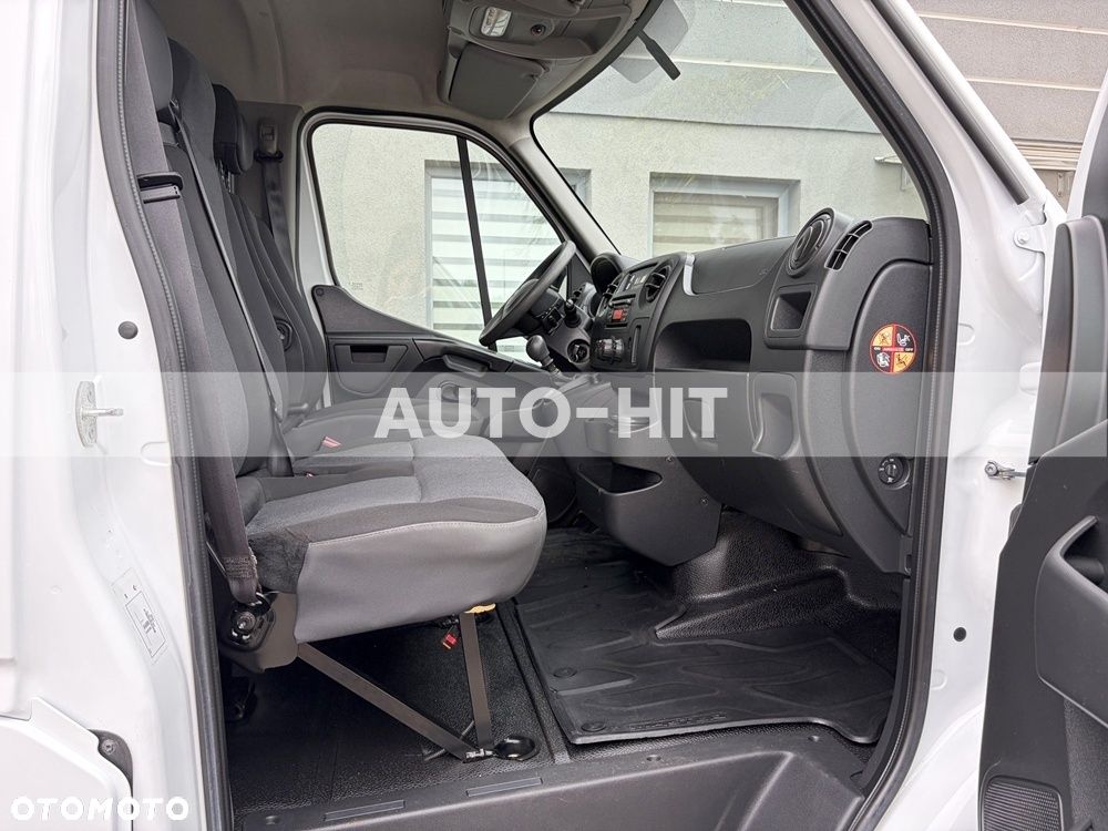 Renault Master - 18