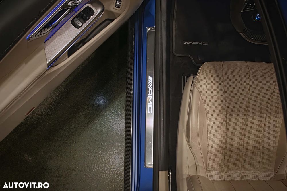 Mercedes-Benz CLE 53 AMG 4MATIC+ AMG SPEEDSHIFT TCT 9G - 11