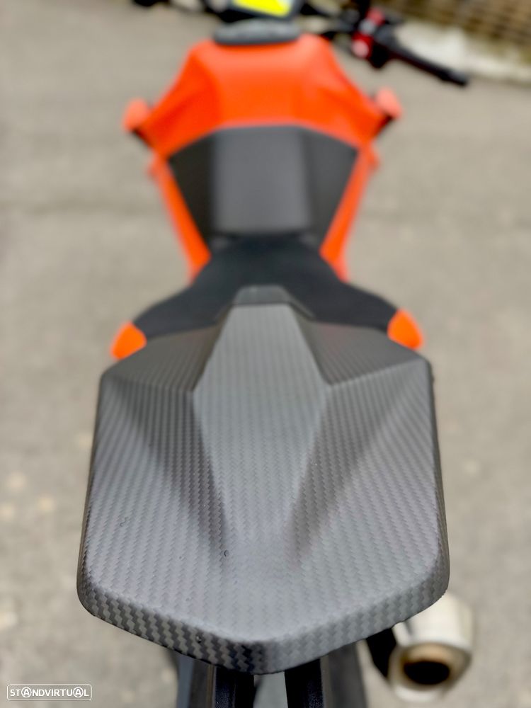 KTM Superduke 1390 R - 27