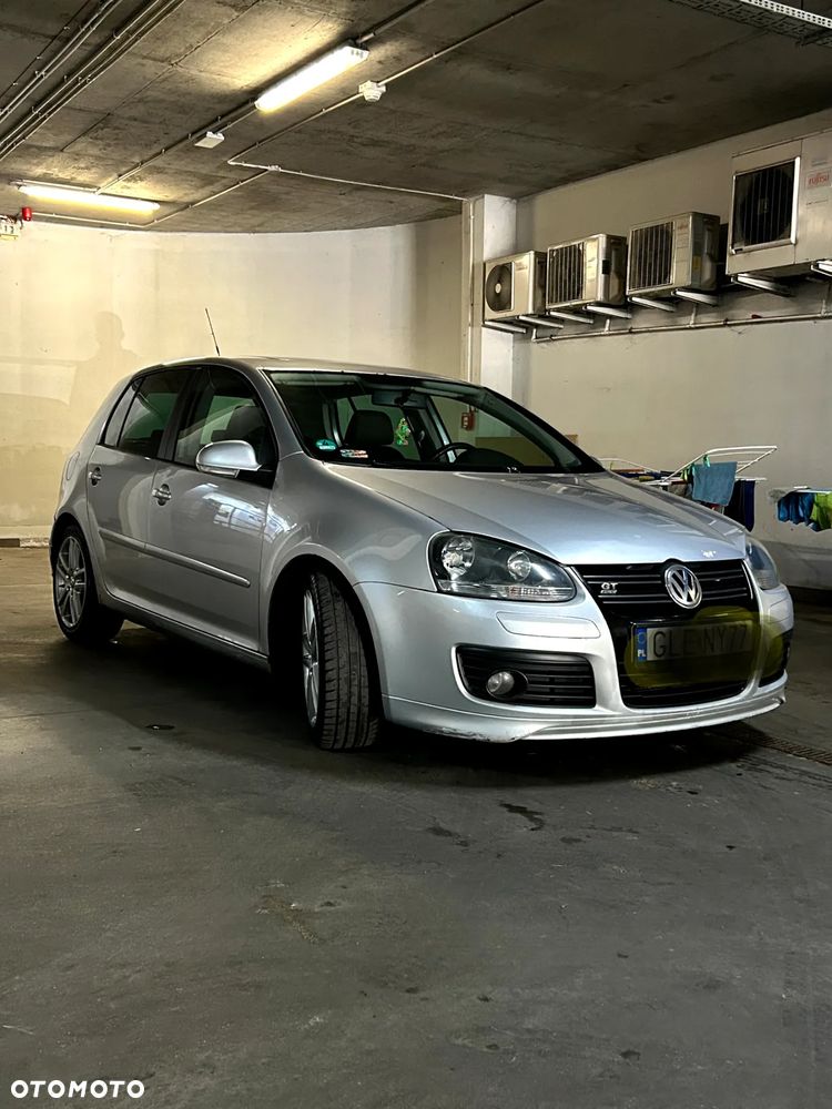 Volkswagen Golf V 2.0 TDI DPF GT Sport - 10