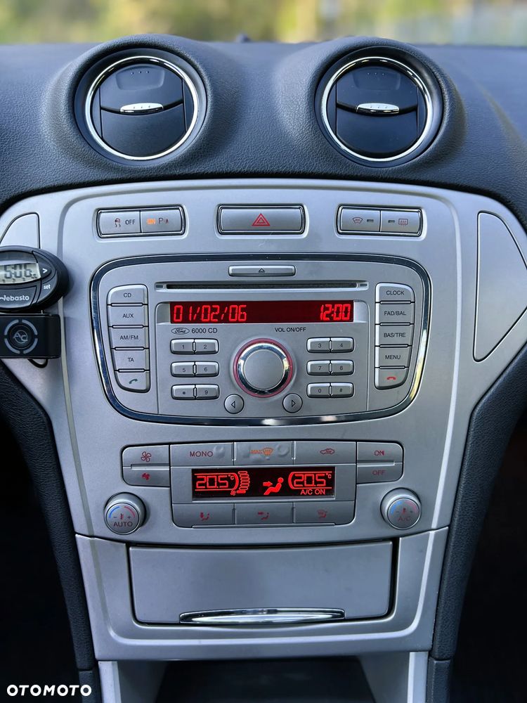 Ford Mondeo - 31