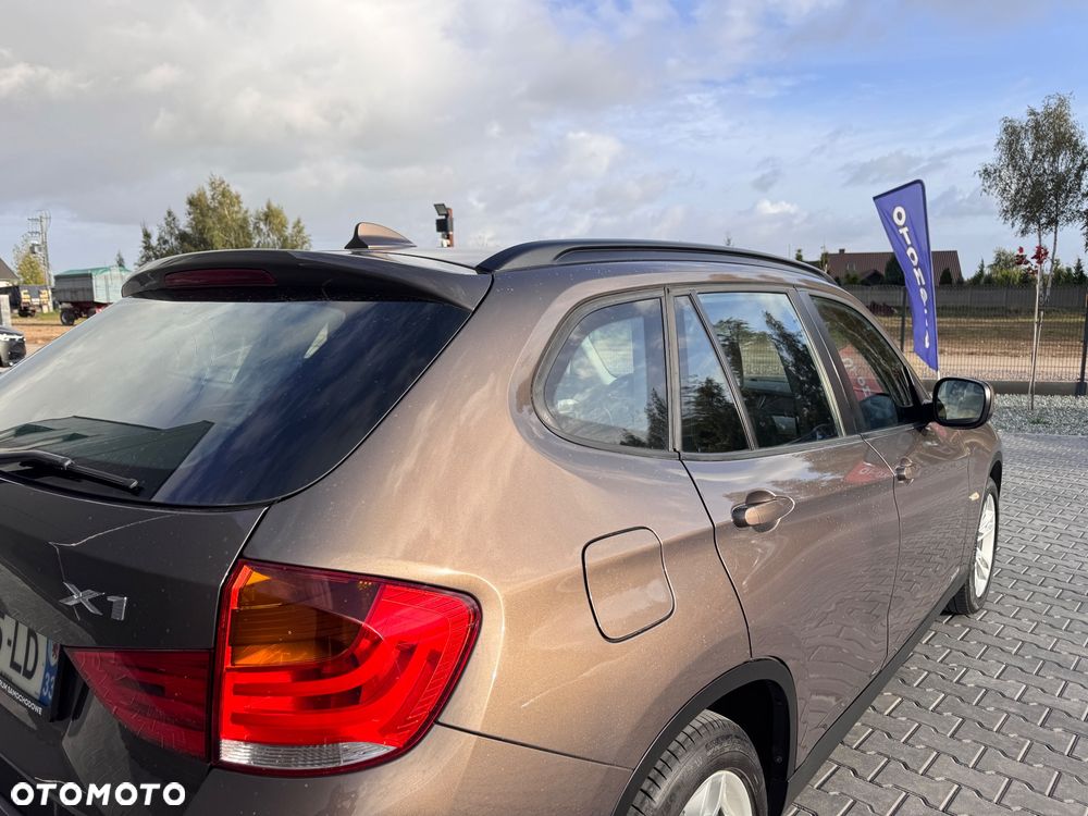 BMW X1 sDrive18i xLine - 9