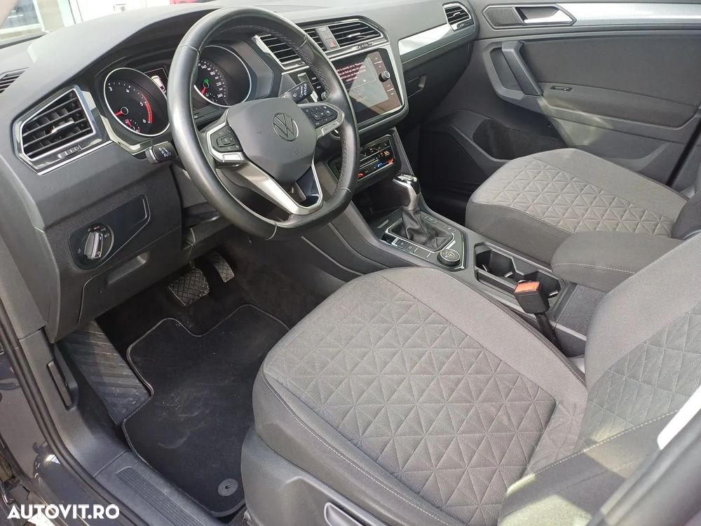 Volkswagen Tiguan 2.0 TDI DSG Base - 11