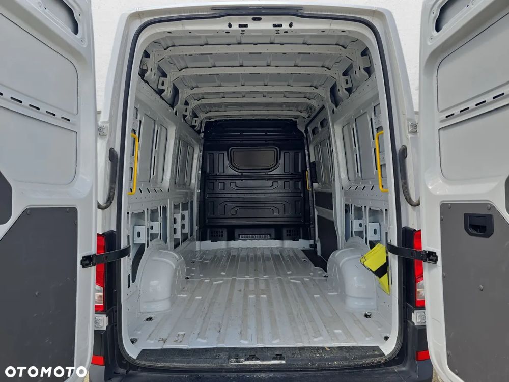 Volkswagen VOLKSWAGEN CRAFTER FURGON BLASZAK - 4