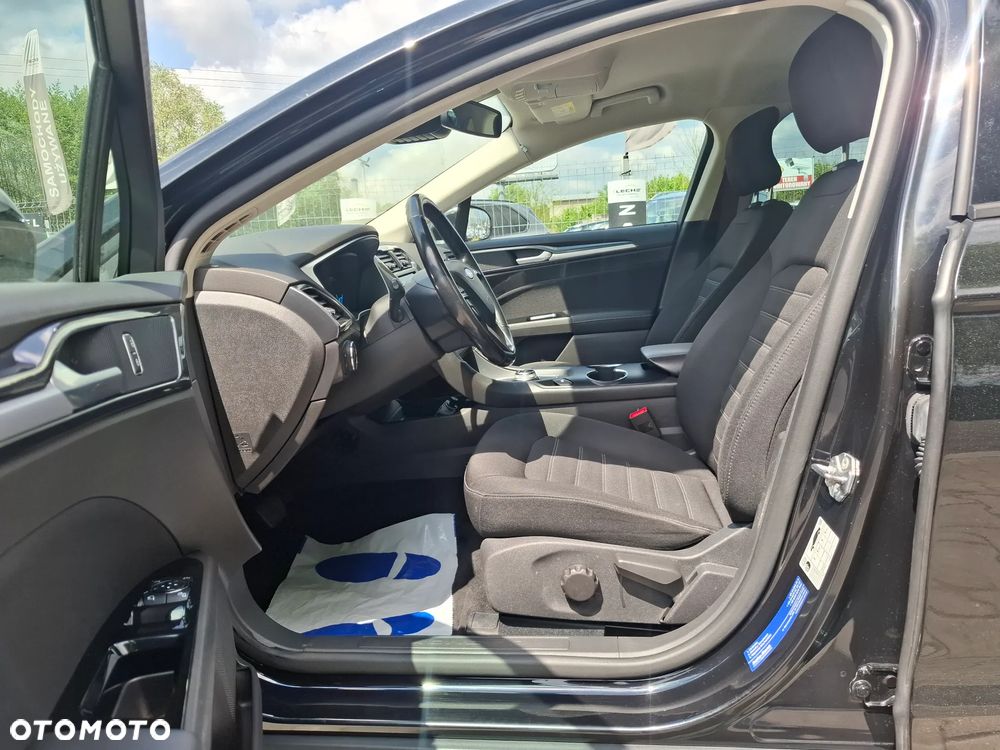 Ford Mondeo SW - 11