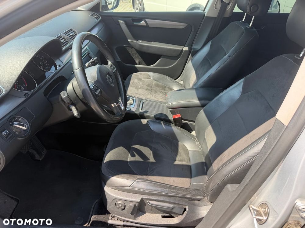 Volkswagen Passat 2.0 TDI Comfortline DSG - 9