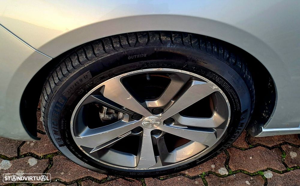 Peugeot 308 1.6 BlueHDi Active J17 - 13