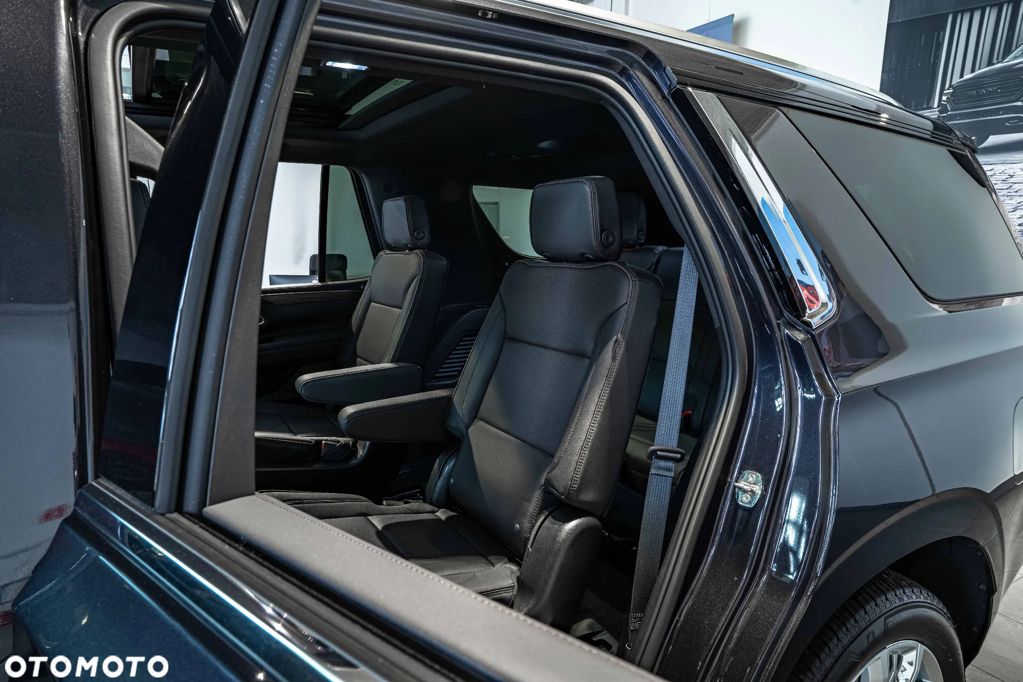 Chevrolet Tahoe - 18