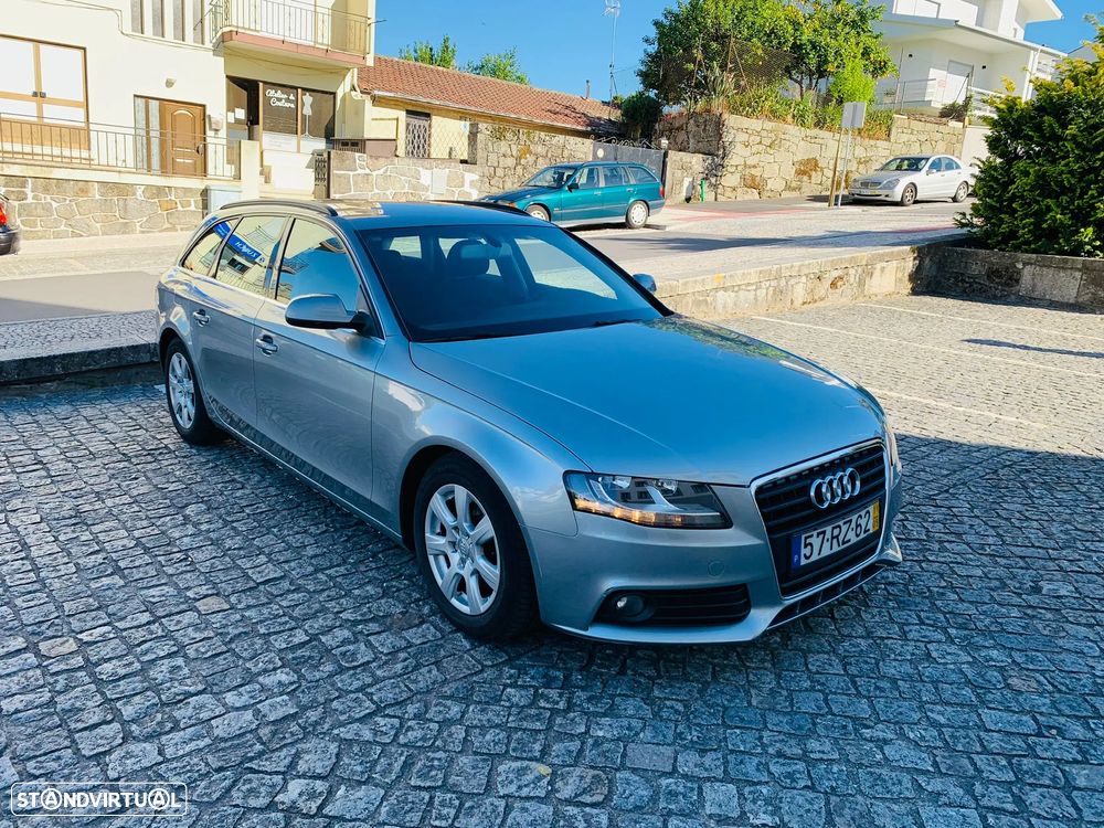 Audi A4 Avant 2.0 TDI DPF Attraction - 1