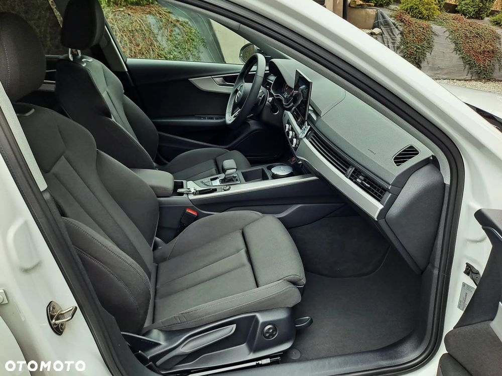 Audi A4 Avant 35 TDI S tronic advanced - 29