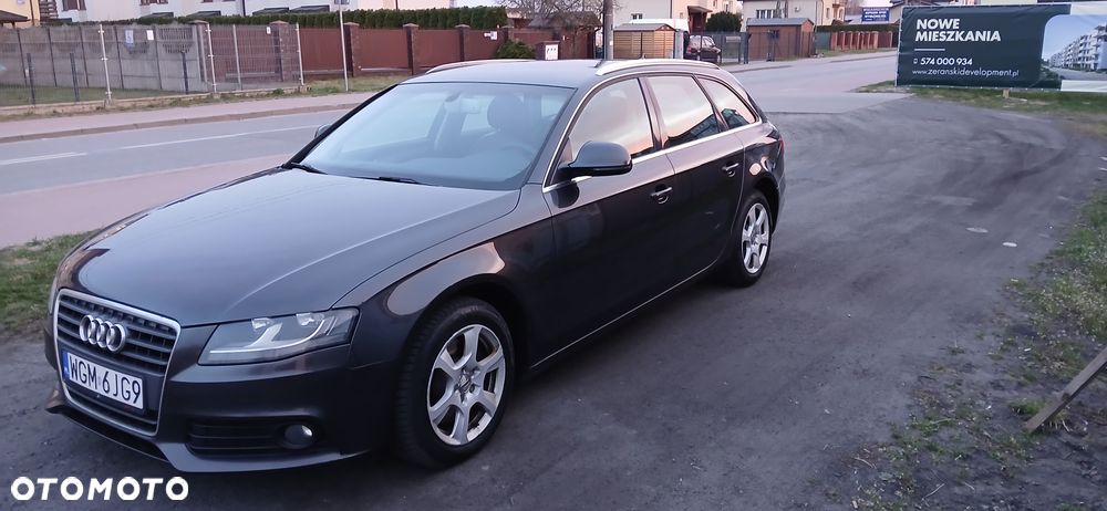 Audi A4 Avant 2.0 TDI Limited Edition - 2