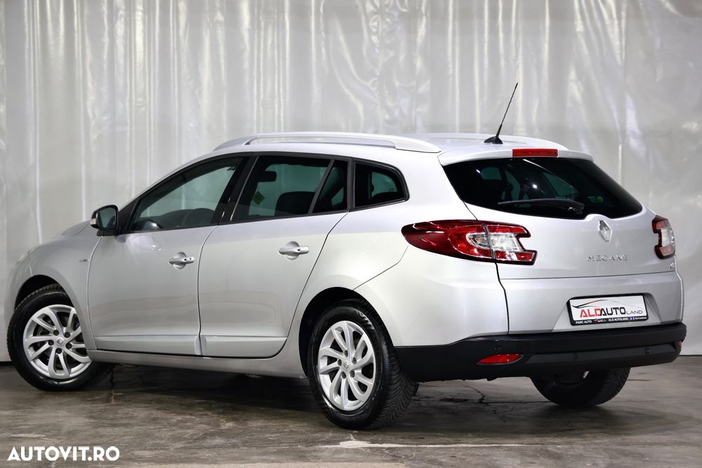 Renault Megane ENERGY dCi 110 Start & Stop Bose Edition - 5