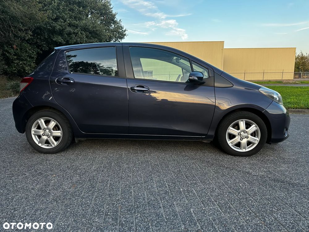 Toyota Yaris - 9