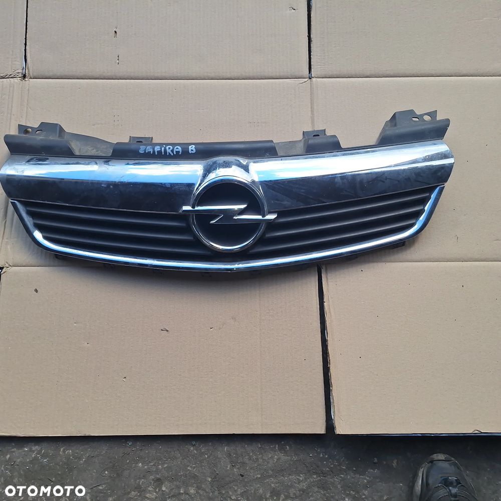 GRIL GRILL OPEL ZAFIRA B - 1