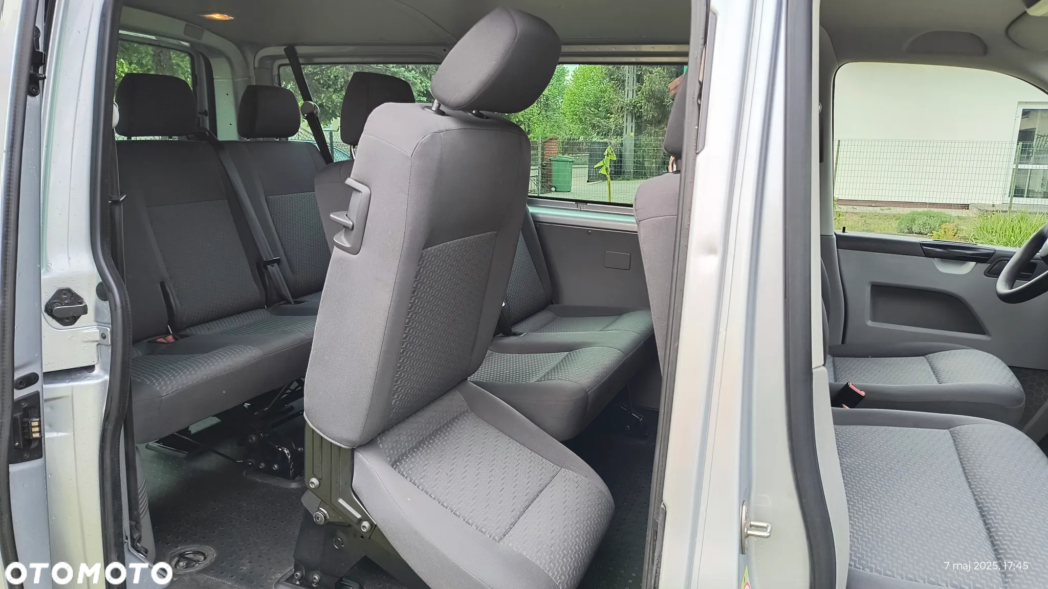Volkswagen Transporter T5 TDI L1H1 - 12