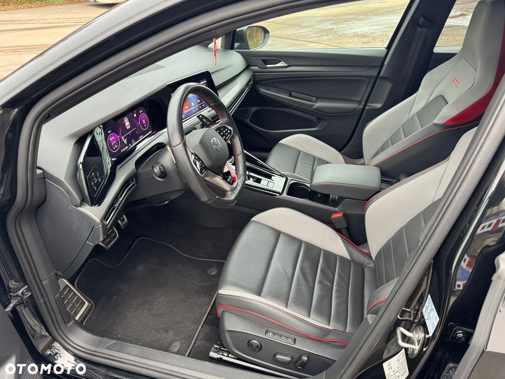 Volkswagen Golf - 15