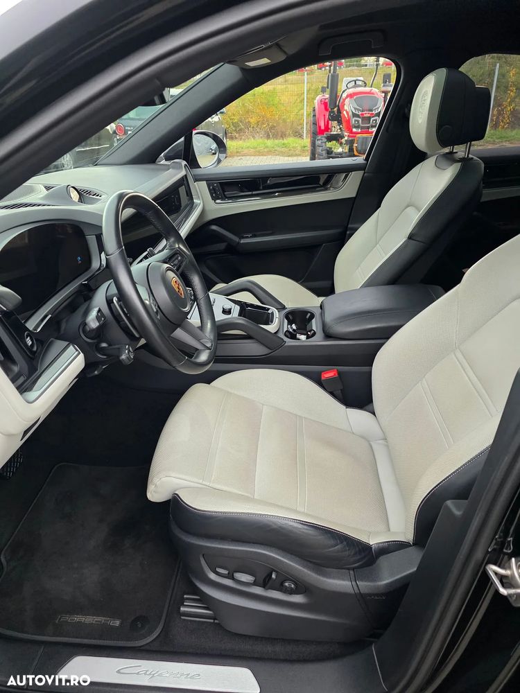 Porsche Cayenne Coupe - 4