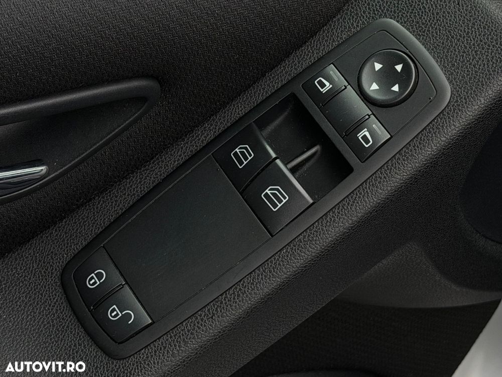 Mercedes-Benz B 170 Autotronic Special Edition - 22