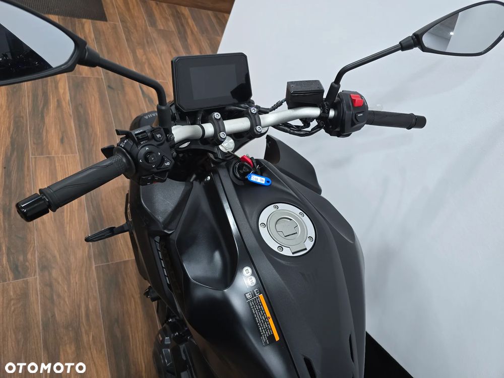 Yamaha MT - 34