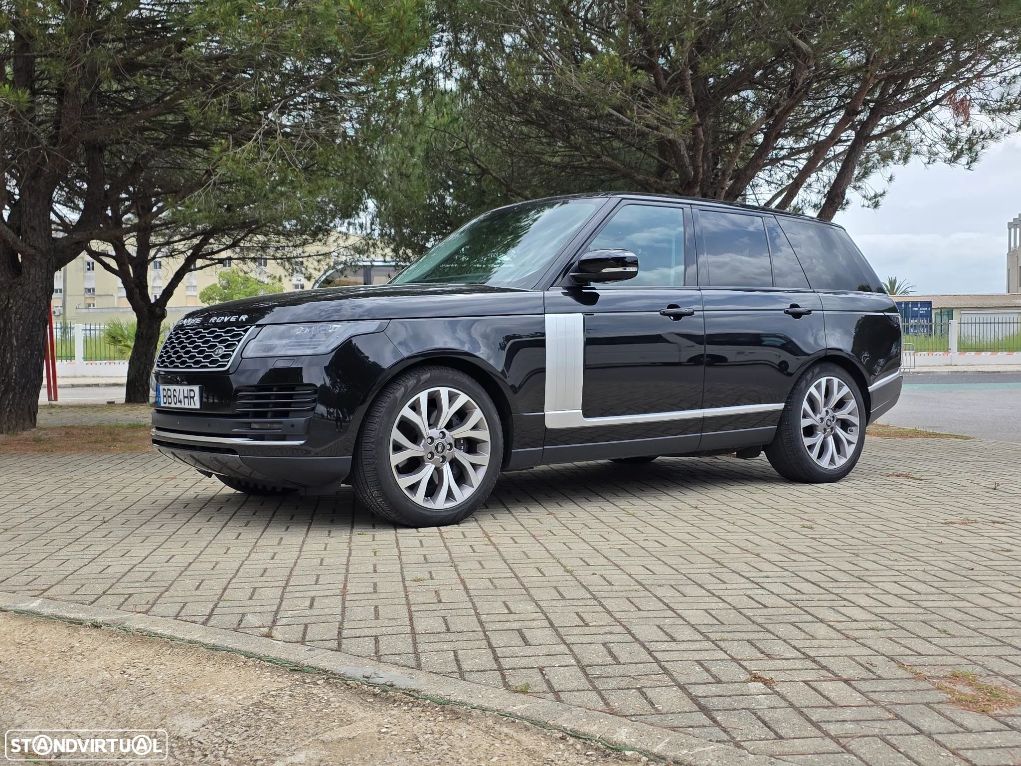 Land Rover Range Rover 2.0 Si4 PHEV Vogue - 1