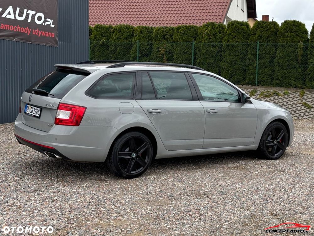 Skoda Octavia 2.0 TSI RS DSG - 16
