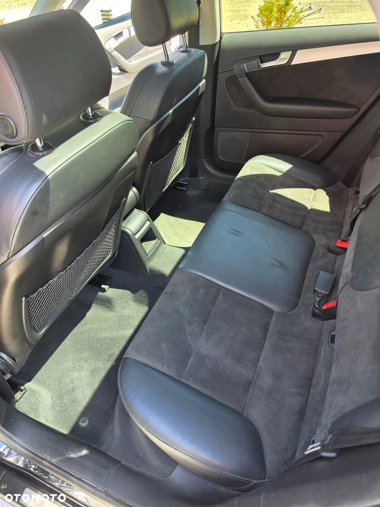 Audi A3 Sportback 2.0 TDI DPF quattro S line Sportpaket plus - 13