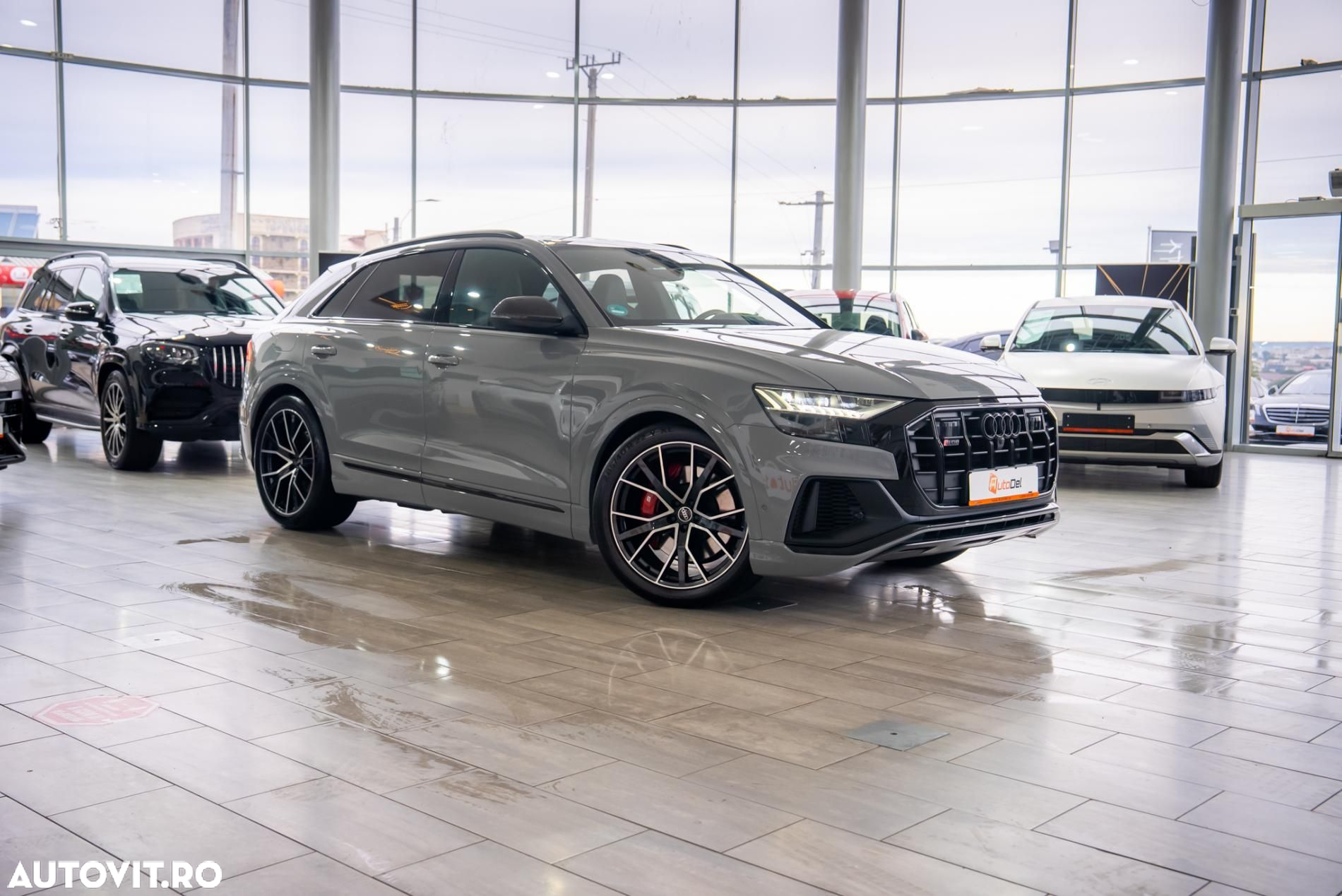 Audi SQ8 - 25