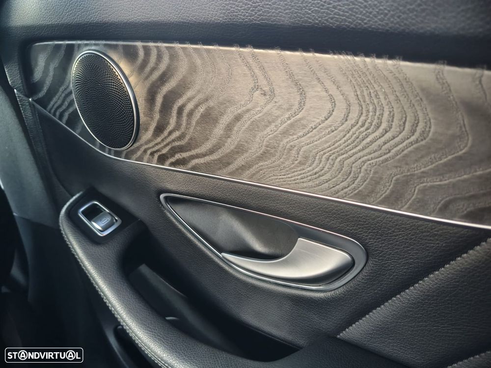Mercedes-Benz C 300 h AMG Line - 21
