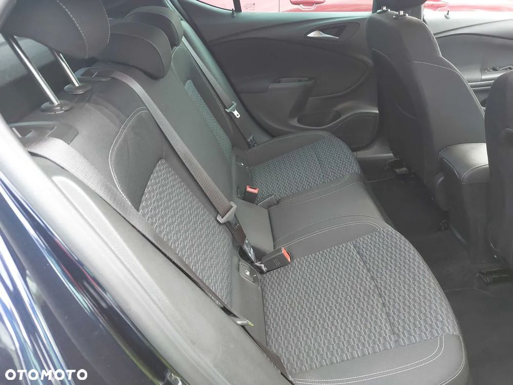 Opel Astra 1.4 Turbo Start/Stop 120 Jahre - 11